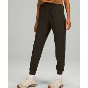 Lululemon Women's Stretch High-Rise Jogger Pant Olive Green 4 Active